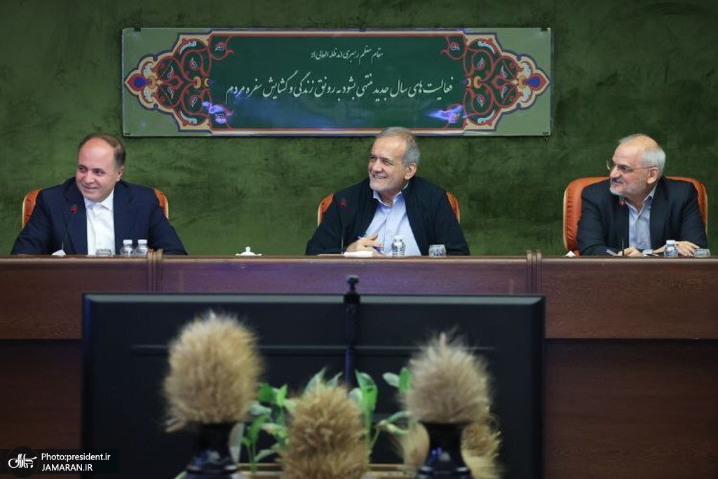 آقای پزشکیان! اگر خواستید از وزیر جهادکشاورزی حمایت کنید، سر خرمن بیایید! / شیوه حمایت آقای پزشکیان نگرانی ایجاد می کند