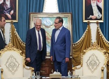 شمخانی: آمریکا و اروپا  باید در مذاکرات هسته ای به ایران تضمین بدهند