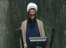 نقدعلی: «رستمی» بانیان وضع موجود را برکنار کند تا بتواند سالی ۱ میلیون مسکن را بسازد
