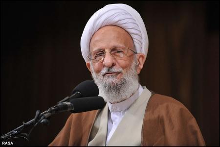 مصباح یزدی: جمهوری اسلامی یک ترکیب خاص است و با جمهوری‌های دیگر فرق دارد
