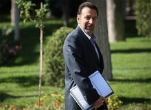 آیا قانون منع به کارگیری بازنشستگان باعث خداحافظی واعظی می‌شود؟
