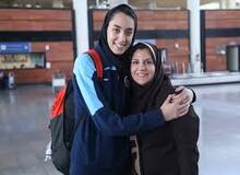 کیمیا علیزاده در مراسم سوگواری کشته‌شدگان+ تصاویر