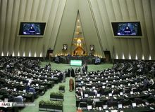 جبهه پایداری پُست های مجلس انقلابی را واگذار می کند؟
