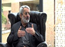 سلیمی نمین: نظام در آینده از لاریجانی استفاده می کند/ روحانی انگلیسی را در حد This is a book هَم نمی‌داند/ روحانی تمایل داشت برود تشخیص مصلحت نظام