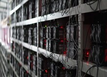 قبض برق ماینر چینی مستقر در رفسنجان/ تصویر