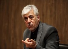 وزیر ورزش: برای حضور بانوان در استادیوم‌ها تا آخر لیگ فرصت داریم 