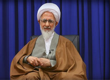 آیت‌الله جوادی آملی: اگر کسی سفارت عربستان را آتش زد، ما آن را تقبیح می‌کنیم / حج باید همانند نماز برگزار شود
