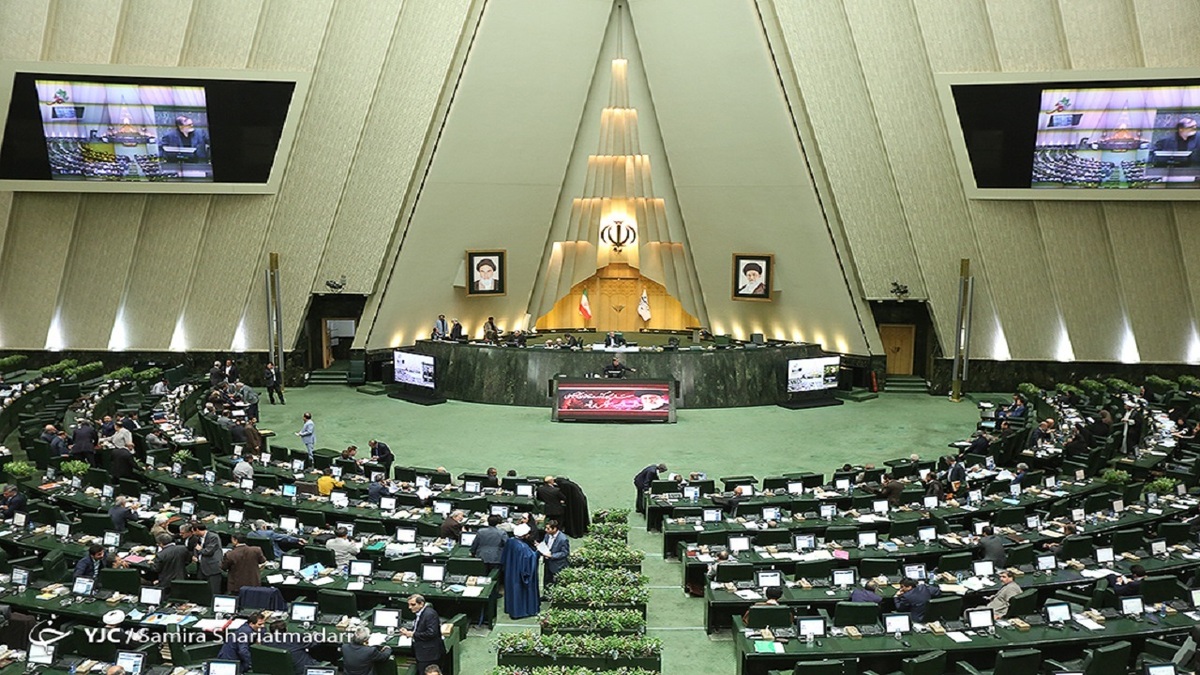ساعات کاری صحن علنی تغییر خواهد کرد
