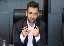 آذری جهرمی ۲۰ گیگابایت اینترنت رایگان به معلمان هدیه داد