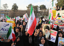 تاکید بر تبعیت از منویات رهبری در قطعنامه پایانی مراسم ۲۲ بهمن ۱۴۰۰