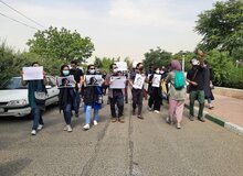 تجمع خبرنگاران مقابل سازمان محیط‌زیست / «عیسی کلانتری» باید استعفاء دهد
