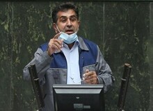 نماینده مجلس: نان از سفره‌های مردم پرواز کند، دیگر نفسی برای‌شان نمی‌ماند/ منطقی نیست هر روز برای تحویل نان به مردم بهانه‌تراشی کنیم