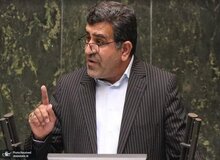 نماینده مجلس:‌ تیم اقتصادی دولت رییسی فرمانده ندارد/ بعضی وزارتخانه‌ها در حد دهداری هم نیستند/ تنها تفاوت در تیم اقتصادی روحانی و رییسی در جا به جایی افراد است