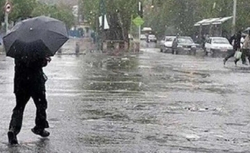 پیش‌بینی وضعیت هوا طی ۵ روز آینده/ تداوم بارش باران و صاعقه در برخی استان‌ها