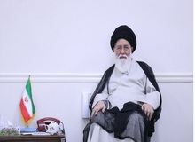 آیت الله علم الهدی: استفاده از دفترچه بیمه دیگران از نظر شرعی حرام است