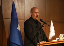 تاج: اگر در ورزشگاه شعار نژادپرستانه داده شود، داور باید بازی را تمام کند