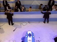 فیلم / وداع صدها هزار نفر از مردم آرژانتین با اسطوره تاریخ فوتبال در نظم  مثال زدنی