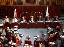 مجمع تشخیص در آستانه تغییرات جدید؟ / از ماجرای ریاست مجمع تشخیص تا وضعیت متفاوت لاریجانی و روحانی