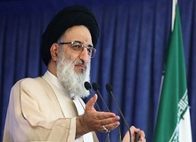 امام جمعه کرج: بعضی از کشورهای اسلامی وارد کننده ۱۰۰ درصدی محصولات اسرائیل هستند
