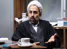 زائری: کسی که می گوید ما در این ۴۰ سال به اندازه ۴۰۰ سال پیشرفت کردیم، آیا خبر دارد در جامعه چه می‌گذرد؟
