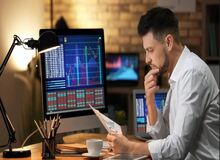 بروکر Amarkets: راهنمای جامع برای موفقیت در بازارهای مالی آینده با تحلیل تکنیکال