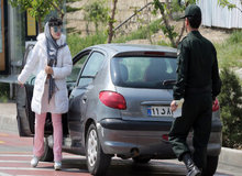 انتقاد ارگان اطلاع رسانی شهرداری تهران از قوه قضائیه،وزارت علوم،شورای انقلاب فرهنگی و.../ همه بیکار نشسته اید، پلیس را فرستاده اید جلوی بی حجابها