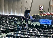  لباس متفاوت نماینده زرتشتیان در مجلس+تصاویر