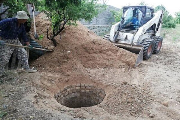 دارندگان چاه‌های غیرمجاز حتی تا ۱۰ برابر حد مجاز آب برداشت می‌کنند