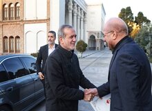 قالیباف به استقبال پزشکیان رفت /نشست مشترک دولت و مجلس در بهارستان
