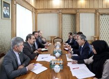 سنایی: گشایش مرزهای زمینی با جمهوری آذربایجان را پیگیری می‌کنیم