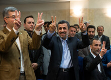 مشایی: احمدی‌نژاد و بقایی رقیب ندارند/  دلیلی ندارد که صلاحیت احمدی نژاد و آقای بقایی تایید نشوند

