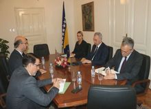 ایران و بوسنی بر گسترش همکاری های تجاری و اقتصادی تاکید کردند