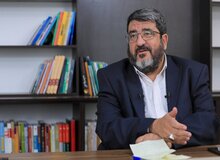 فؤاد ایزدی: یک فرد کم عقلی توئیتی می‌زند و برای کل زحمات شما، مزاحمت ایجاد می‌کند /از من می پرسیدند یحیی السنوار جاسوس است؟/به قوه قضائیه انتقاد دارم
