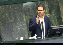 معلمی نداریم که زیر ۱۰ میلیون تومان حقوق بگیرد