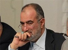 کنایه حسام‌الدین آشنا به روح‌الله زم: توهم داری!
