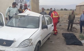 واژگونی مرگبار خودروی تیبا در جاده فراهان/ یک نفر جان باخت