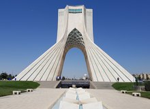 بازدید از برج آزادی ۲۸ اردیبهشت رایگان شد
