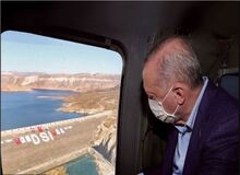 اردوغان در حال بلعیدن ارس است 