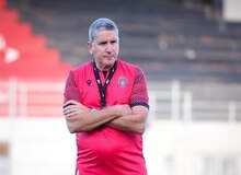 مجوز فعالیت سرمربی پرسپولیس صادر نشد