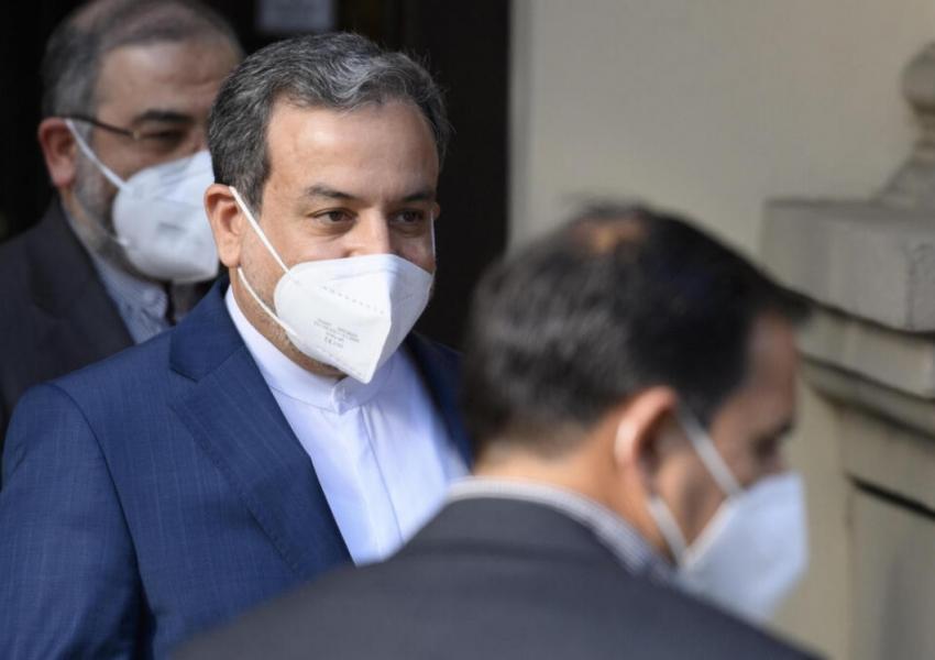 عراقچی: در صورت رفع تحریم، آماده‌ایم از فردا به اجرای کامل برجام برگردیم