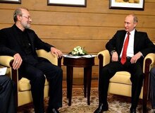 دبیر شورای امنیت ملی پیام رهبر انقلاب اسلامی را به پوتین داد