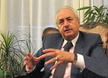 اروپائیان به تناسب تجانس فرهنگی، زبانی و منافع خود، هرگز ایران را به آمریکا ترجیح نخواهند داد/ احتمال وقوع مذاکره با آمریکا با تفسیر رخدادهای کنونی ممکن است/ بازداشت دیپلمات ایرانی در اتریش یک توطئه است!