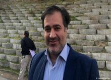 وکیل مهدی محمودیان: حکم چهار سال زندان موکلم را به اجرا گذاشتند، آزادی او امکان‌پذیر نیست
