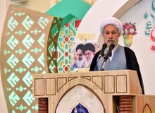 امام جمعه شیراز: دشمن می خواهد از طریق بی حجابی زنان به ما ضرب بزند