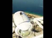 قهوه خوردن بر فراز بزرگ‌ترین چرخ‌وفلک جهان/FILM