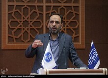 عکاسی دفاع مقدس سبک جدیدی از عکاسی را در کشور ایجاد کرد/ امثال خانم کاظم‌زاده را باید بیشتر بشناسیم
