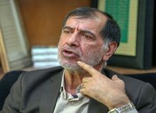 محمدرضا باهنر: نظام جمهوری اسلامی رقیب را تحمل نمی کند/کسی نمی‌تواند با نظام در بیفتد/ اگر کسی فکر کند در کشور با رای جمع کردن می‌تواند در مقابل نظام بایستد اشتباه می‌کند