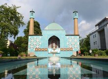 اخراج حجت الاسلام موسوی‌فر معاون مرکز اسلامی هامبورگ از آلمان

