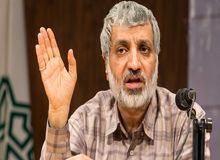 ابراهیم فیاض: اصولگرایی و اصلاح‌طلبی مرده‌اند و تاریخ مصرف‌شان تمام شده است