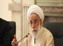منافقان ساکت ننشسته‌اند/انقلابیون دشمن‌شناس باشند